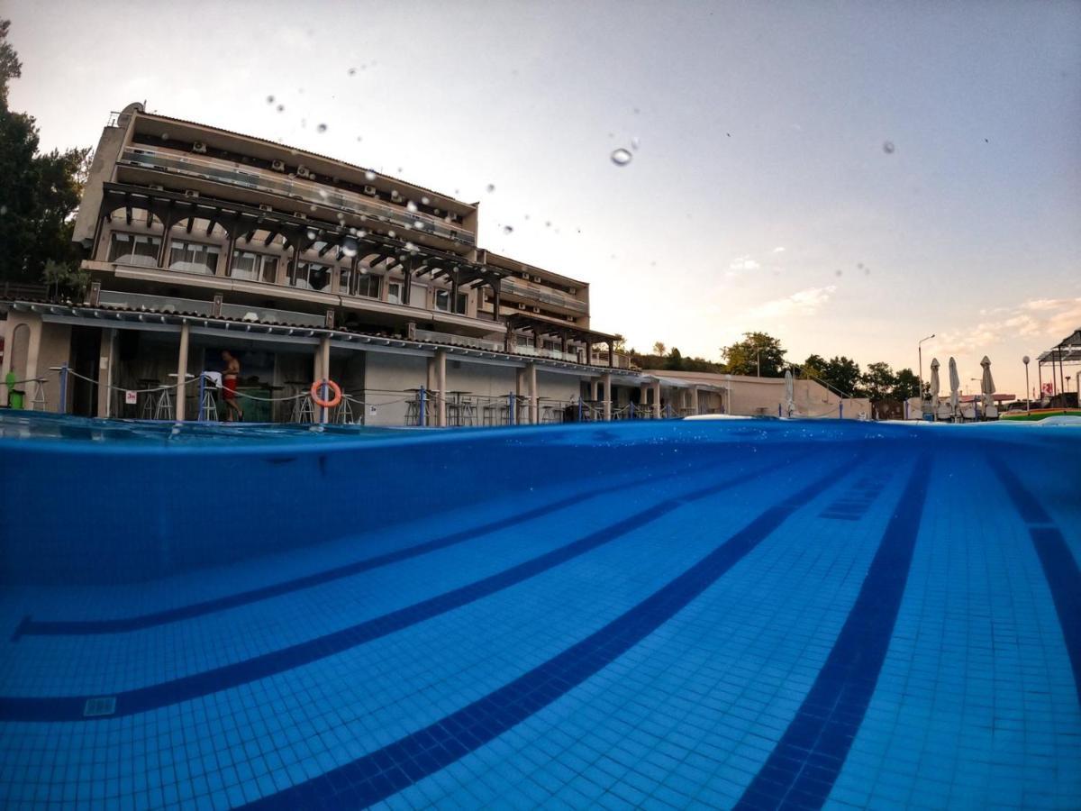 Plotini Hotel Dhidhimotikhon Esterno foto